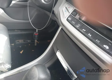 2015 Honda Accord Lx z USA, uszkodzony, nr VIN 1HGCR2F36FA084832